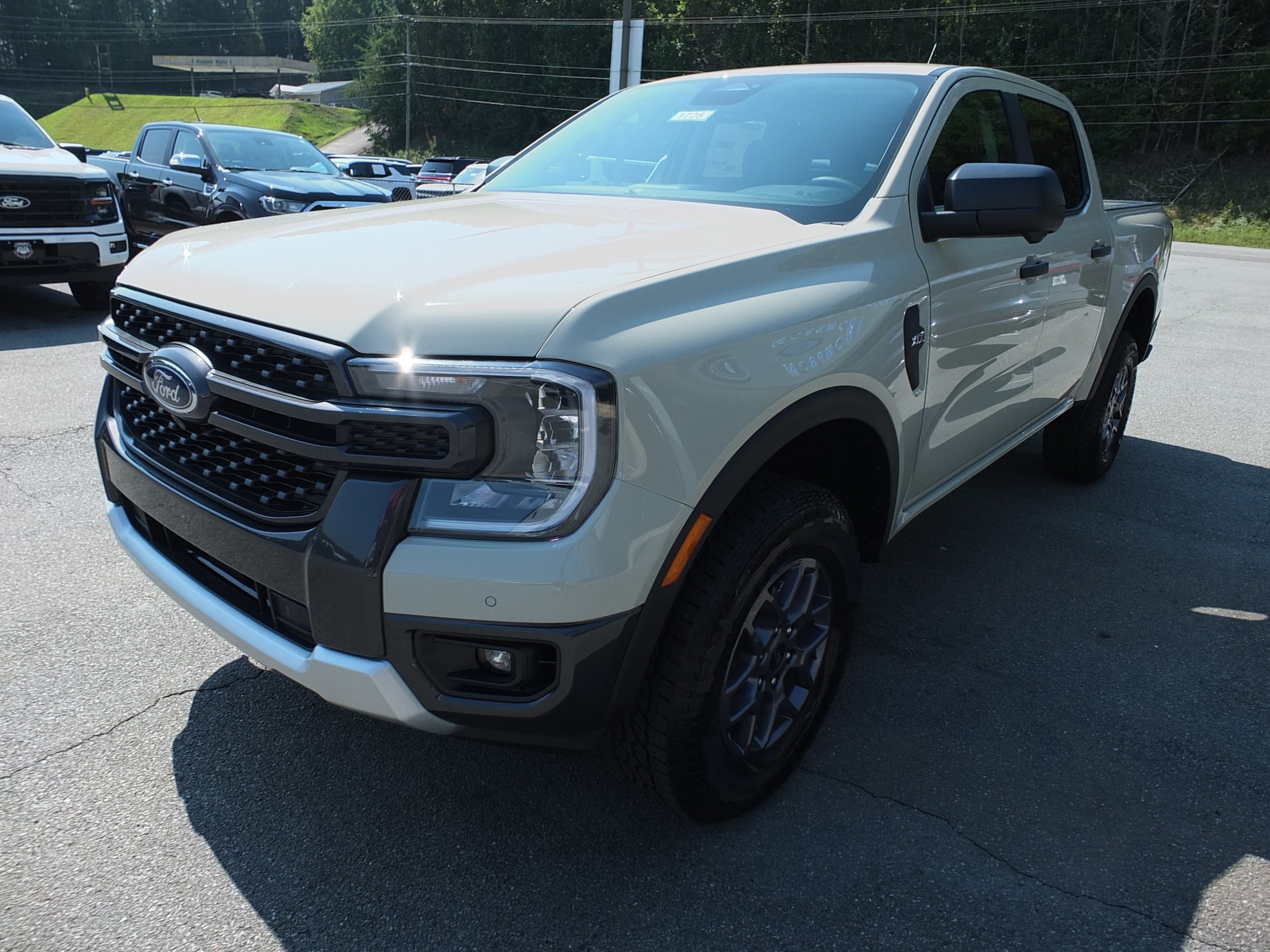 New 2026 Ford Ranger XLT w/ Technology Package AWD/4WD image 7
