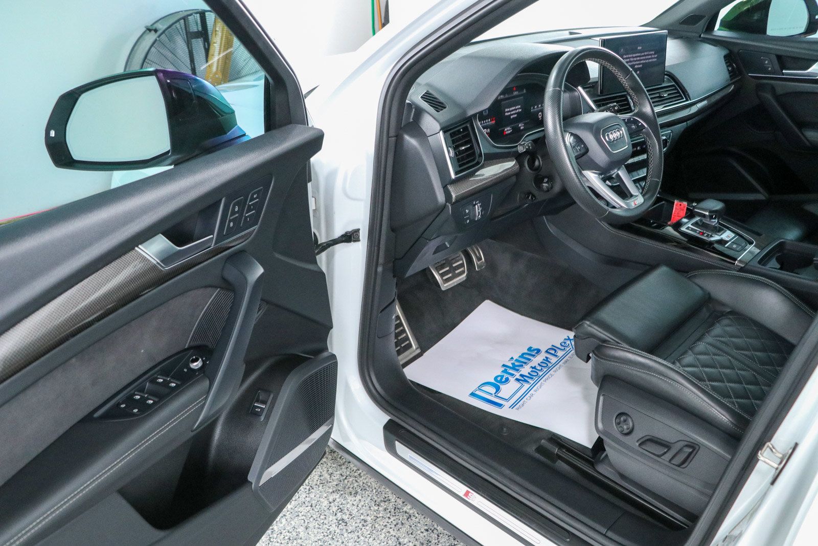 Used 2023 Audi SQ5 Premium Plus w/ Premium Plus Package AWD/4WD image 3