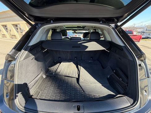 Used 2018 Audi Q5 2.0T Premium Plus w/ Premium Plus Package image 21