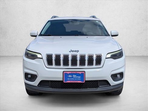 Used 2019 Jeep Cherokee Latitude w/ Cold Weather Group AWD/4WD image 2