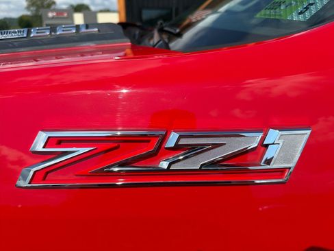 Used 2024 Chevrolet Silverado 2500 LT AWD/4WD image 21