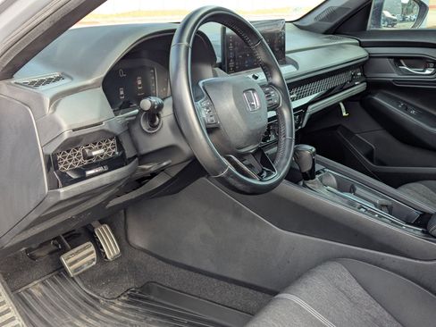 Used 2023 Honda Accord Sport image 13