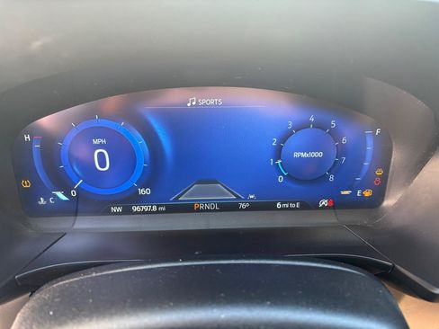 Used 2021 Ford Escape Titanium AWD/4WD image 8