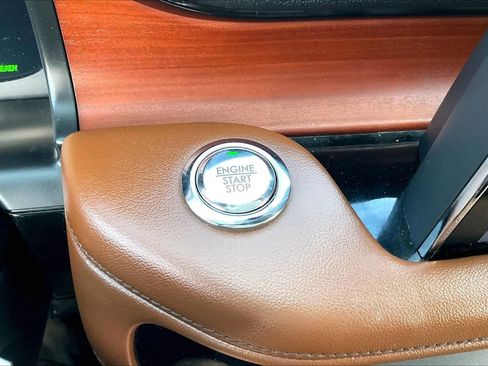 Used 2020 Lincoln Aviator Grand Touring w/ Equipment Group 301A image 35