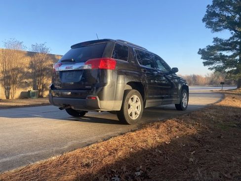 Used 2013 GMC Terrain SLT image 8