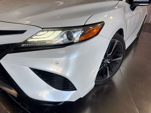 Used 2018 Toyota Camry XSE w/ Driver Assist Package FWD image 9