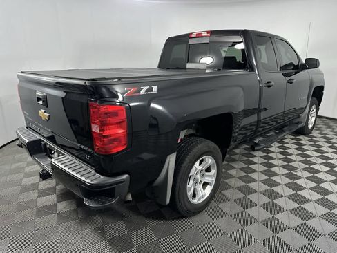 Used 2018 Chevrolet Silverado 1500 LT w/ All Star Edition image 8