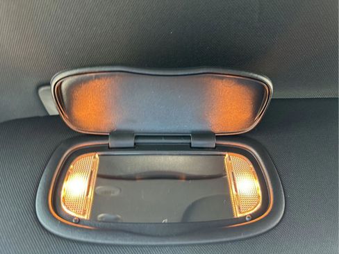 New 2026 Chrysler Pacifica Limited FWD image 33