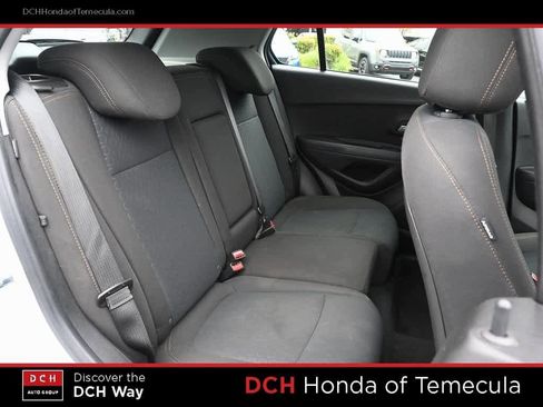 Used 2020 Chevrolet Trax LS image 19