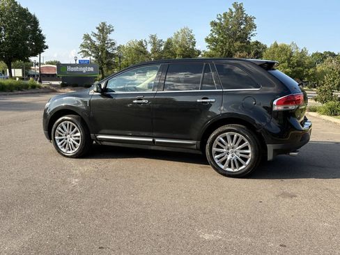 Used 2014 Lincoln MKX AWD w/ Equipment Group 102A image 12
