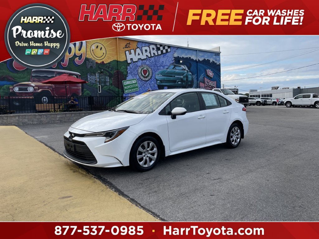 Certified 2024 Toyota Corolla LE FWD image 1