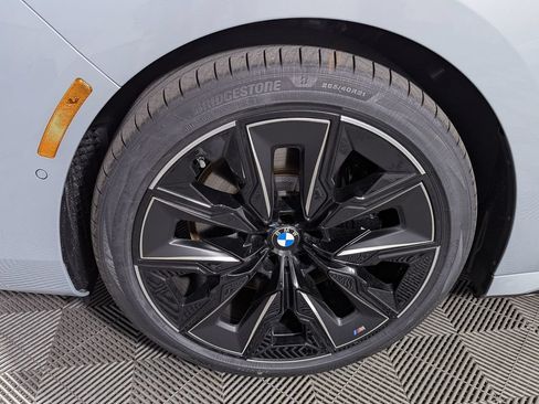 New 2026 BMW 740i xDrive AWD/4WD image 8