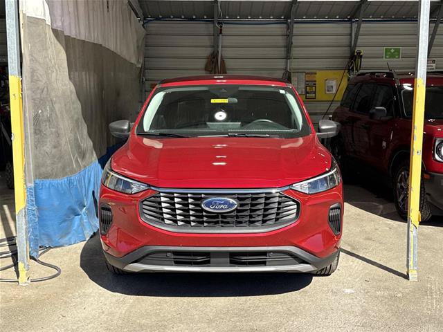 Certified 2025 Ford Escape Active w/ Tech Pack #1 FWD image 2