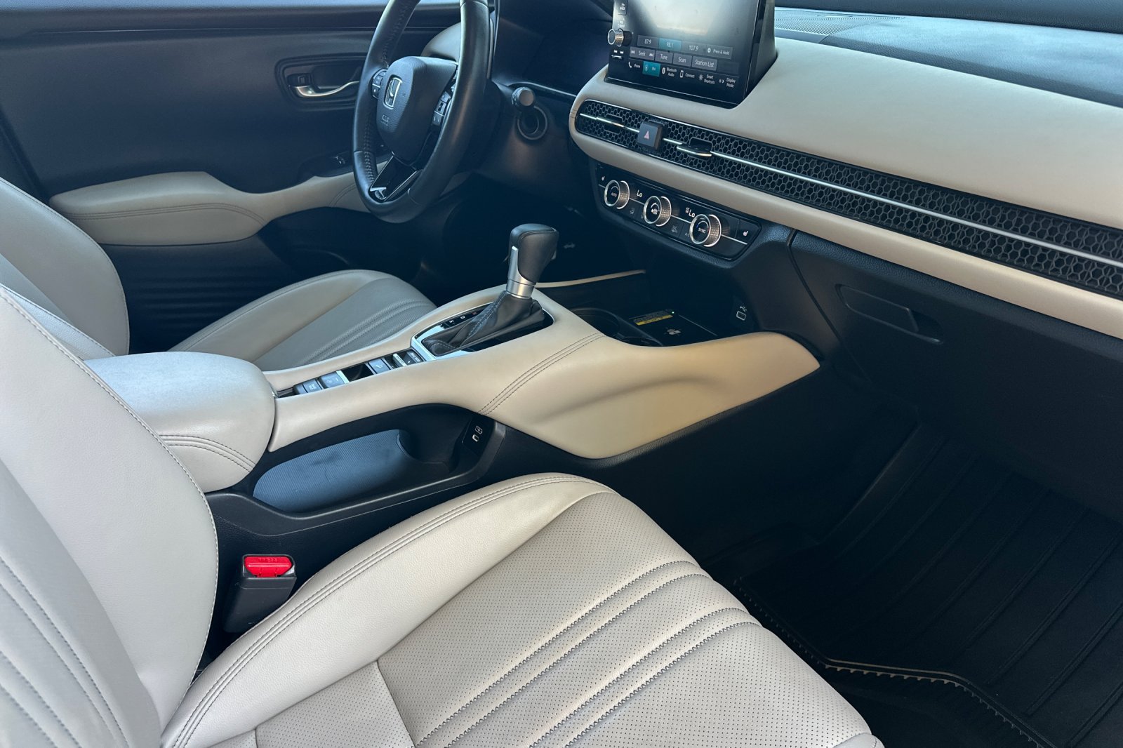 Certified 2024 Honda HR-V EX-L image 16