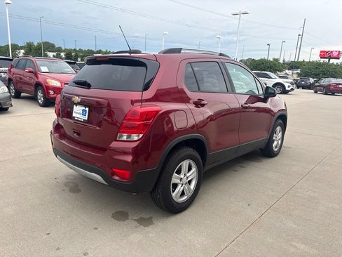 Used 2022 Chevrolet Trax LT w/ Driver Confidence Package AWD/4WD image 5
