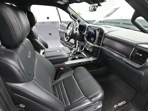 Used 2025 Ford F150 Platinum AWD/4WD image 51