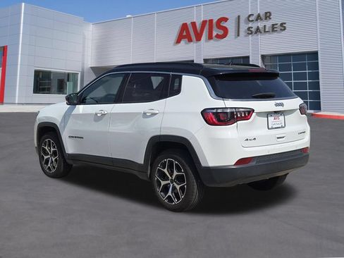 Used 2025 Jeep Compass Limited AWD/4WD image 9