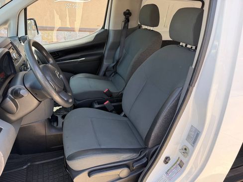 Used 2014 Nissan NV200 S w/ Cruise Control Package FWD image 12