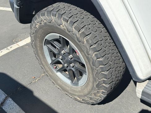 Used 2020 Jeep Wrangler Unlimited Rubicon AWD/4WD image 21