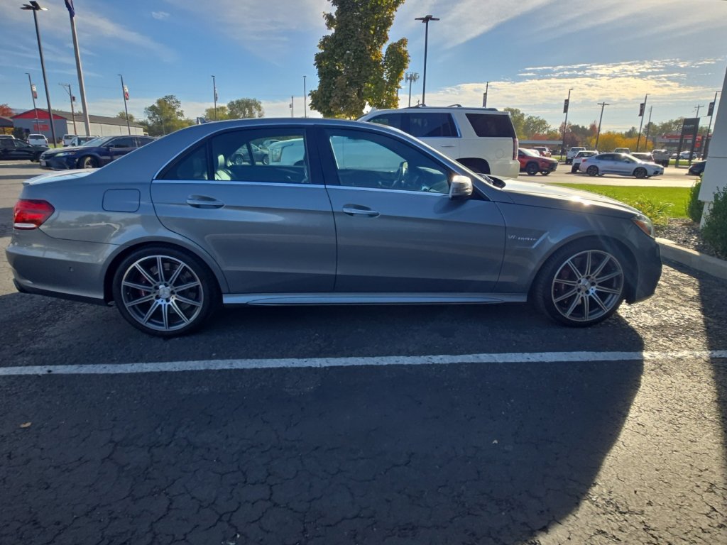 Used 2014 Mercedes-Benz E 63 AMG 4MATIC Sedan image 6