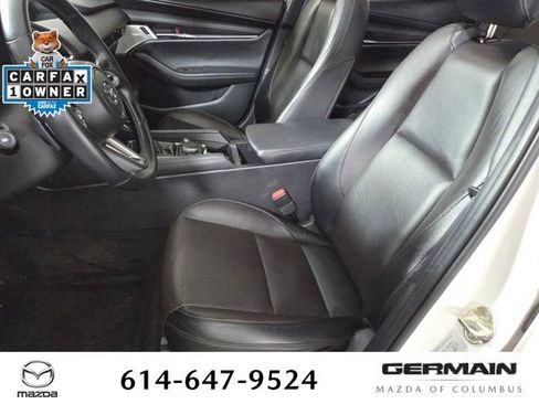 Used 2023 MAZDA MAZDA3 Hatchback w/Premium Plus Pkg image 18