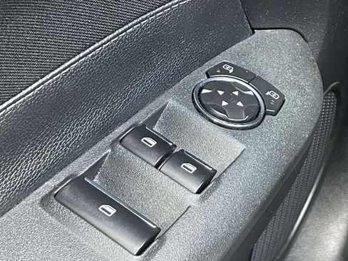 Used 2016 Ford Mustang Convertible w/ Equipment Group 051A RWD image 27