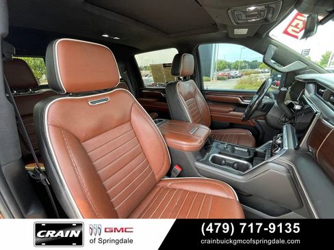 Used 2024 GMC Sierra 2500 Denali Ultimate AWD/4WD image 32