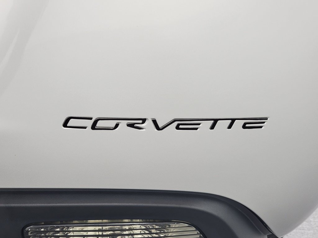 Used 2008 Chevrolet Corvette Coupe w/ Preferred Equipment Group RWD image 9