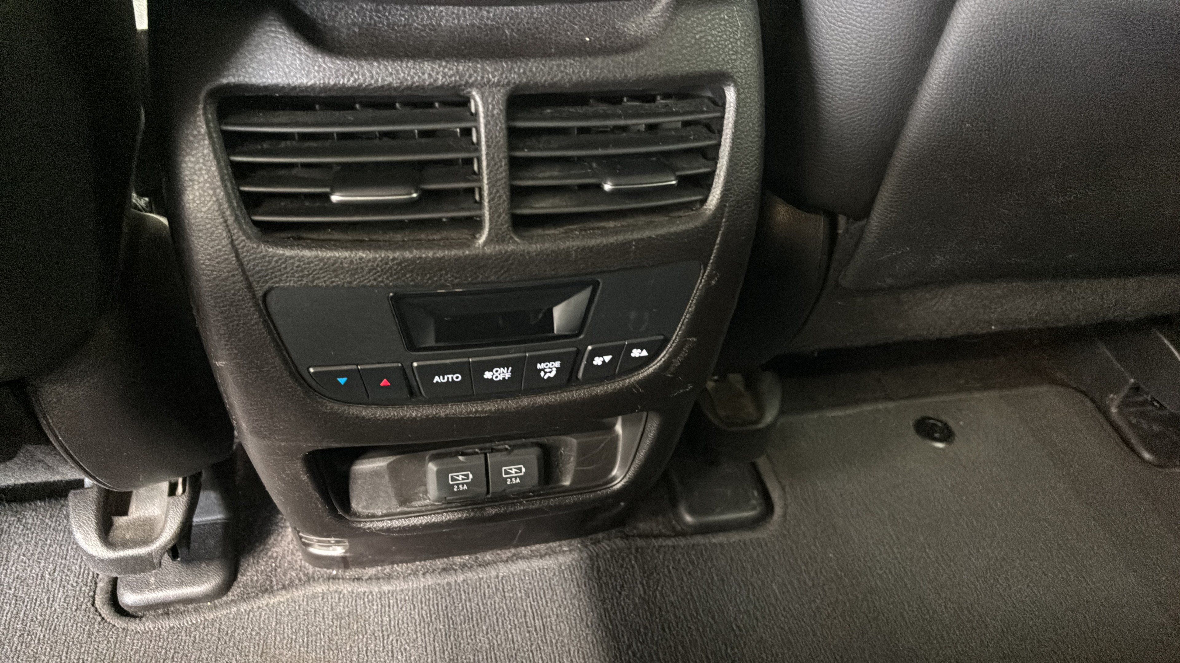Used 2018 Acura MDX w/ Technology Package FWD image 30