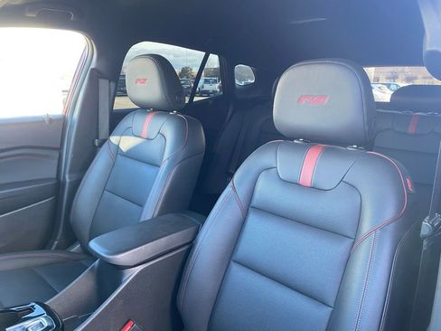 Used 2024 Chevrolet Trax RS w/ Driver Confidence Package image 11