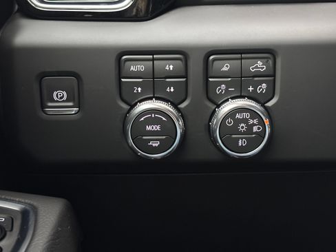 New 2026 GMC Sierra 1500 Denali AWD/4WD image 26