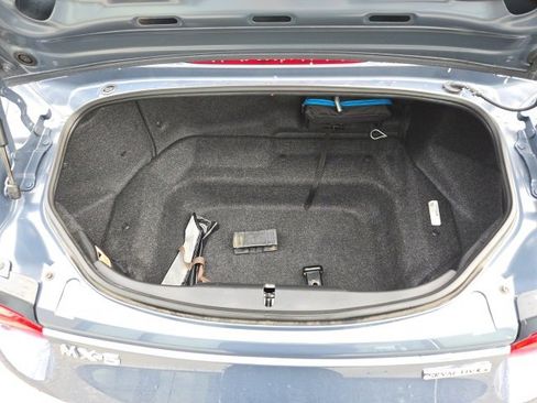 Used 2021 MAZDA MX-5 Miata Grand Touring image 19