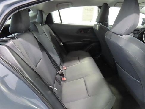 Used 2024 Toyota Prius LE FWD image 30