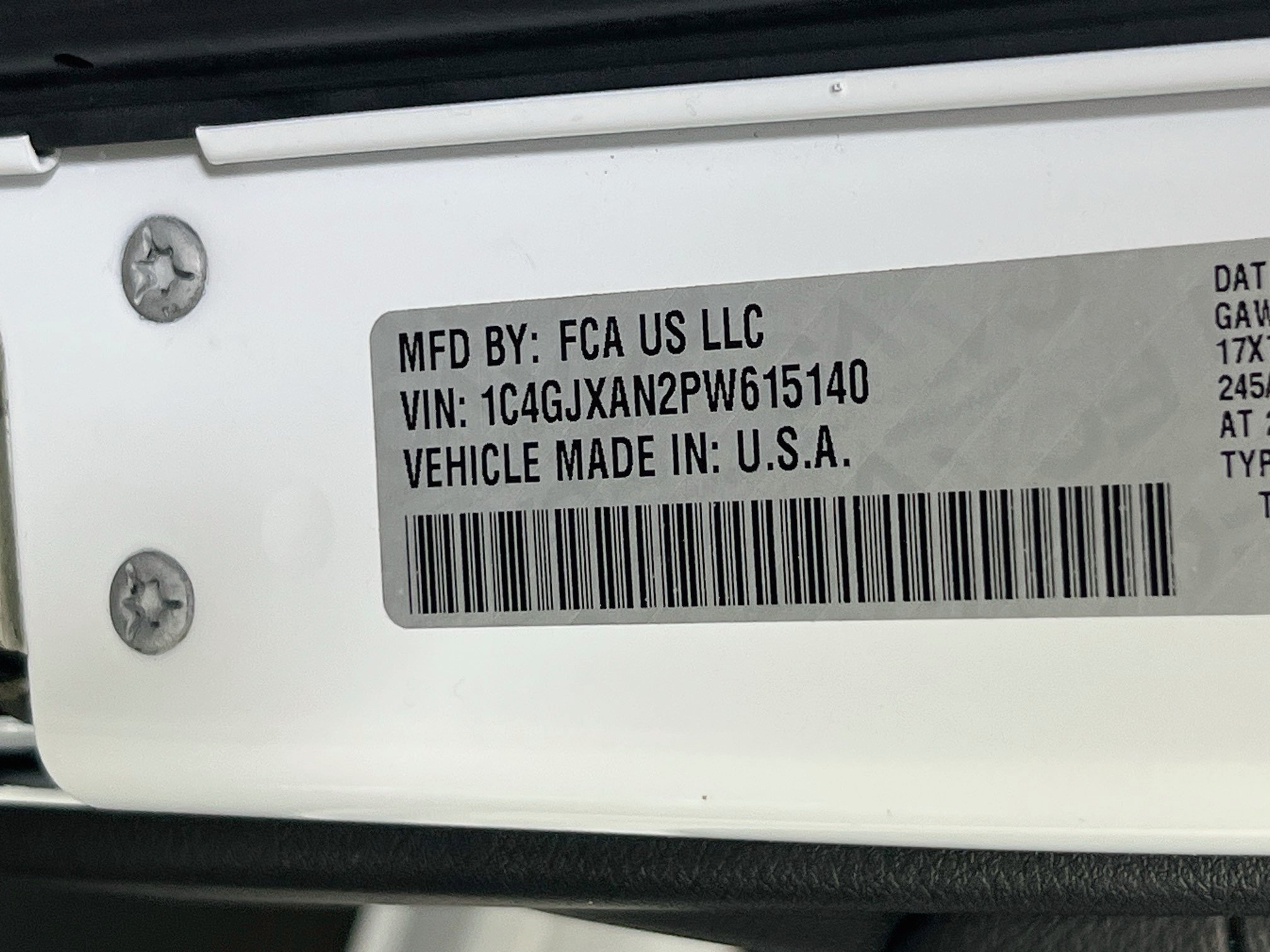 Used 2023 Jeep Wrangler Sport AWD/4WD image 29