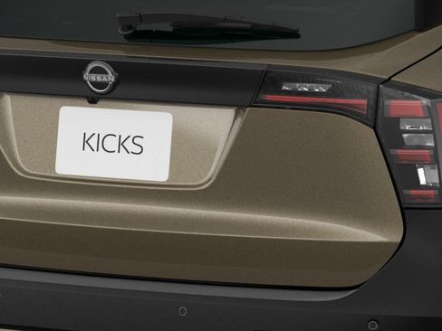 New 2026 Nissan Kicks SV w/ SV Premium Package FWD image 12
