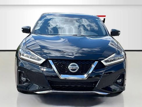 Used 2021 Nissan Maxima SR w/ Sport Mat Group FWD image 2