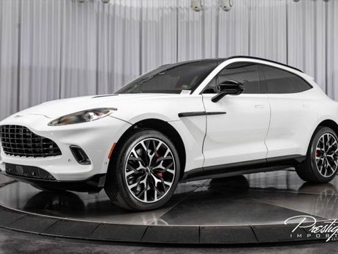 Used 2021 Aston Martin DBX AWD/4WD image 8