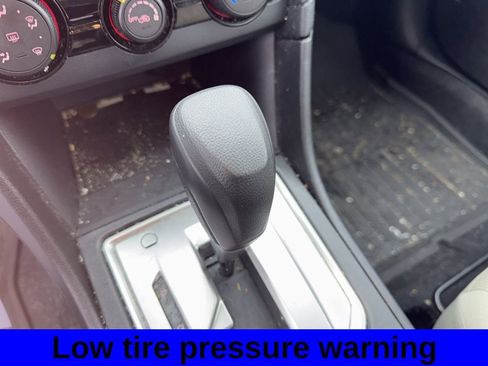 Used 2018 Subaru Impreza 2.0i image 12