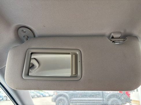 Used 2021 Toyota Camry SE FWD image 34