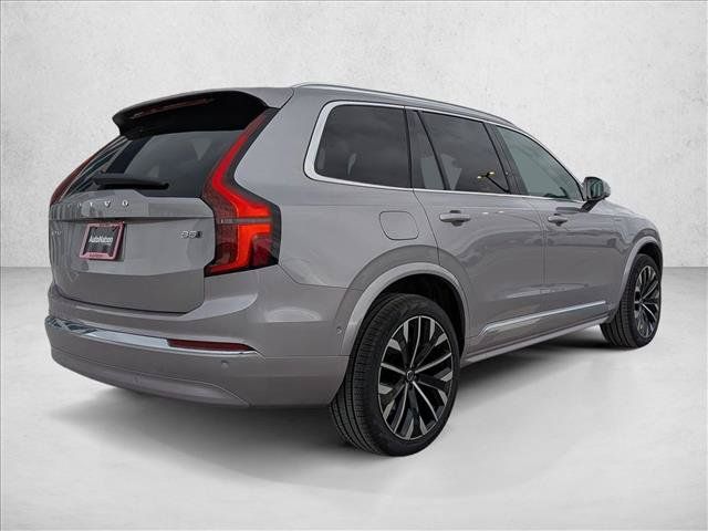 Certified 2026 Volvo XC90 B5 Plus w/ Protection Package AWD/4WD image 5