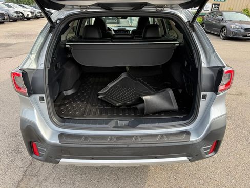 Used 2020 Subaru Outback Limited AWD/4WD image 7