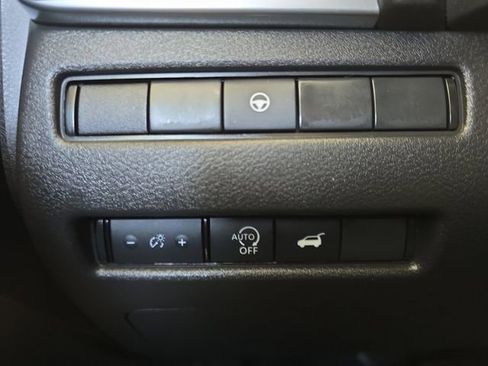 New 2026 Nissan Rogue SV image 10