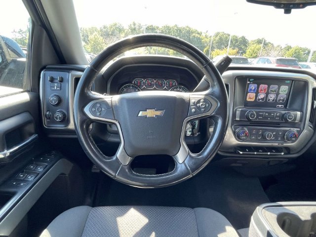Used 2018 Chevrolet Silverado 1500 LT w/ All Star Edition AWD/4WD image 12