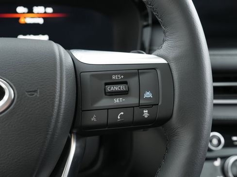 Used 2026 INFINITI QX60 Luxe w/ Cargo Package image 17