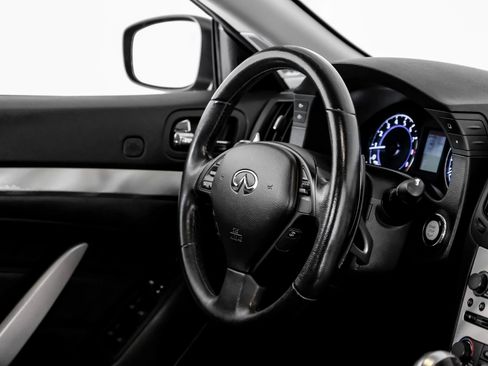 Used 2012 INFINITI G37 Convertible w/ Premium Pkg RWD image 12