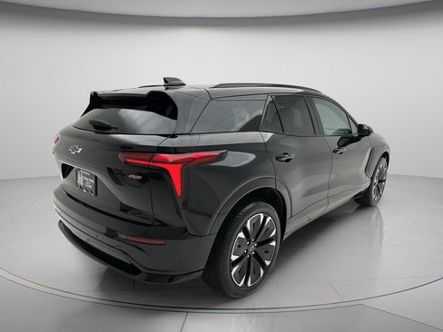 Used 2024 Chevrolet Blazer EV RS AWD/4WD image 5