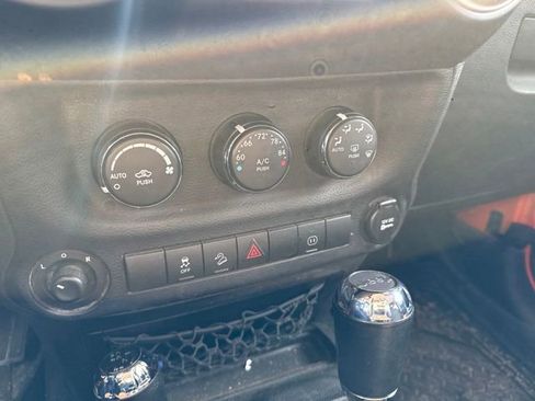 Used 2012 Jeep Wrangler Sahara w/ Trailer Tow Group AWD/4WD image 17