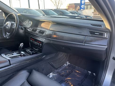 Used 2012 BMW 750Li image 18