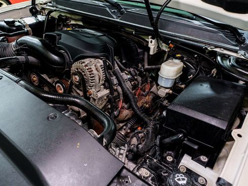 Used 2007 Cadillac Escalade EXT w/ Information Package image 27