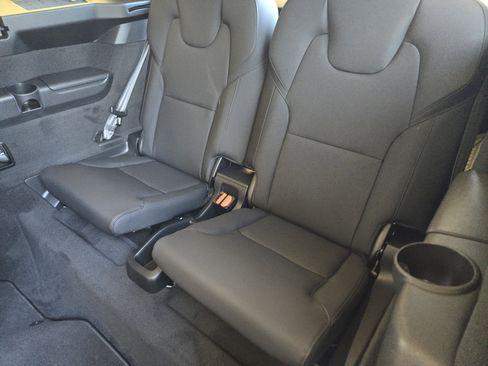 New 2026 Volvo XC90 T8 Plus image 31